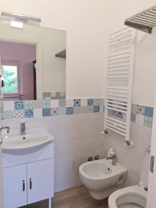 Galteri Housing 2 Appartamento Centro Storico Vicino Arco Etrusco ペルージャ エクステリア 写真
