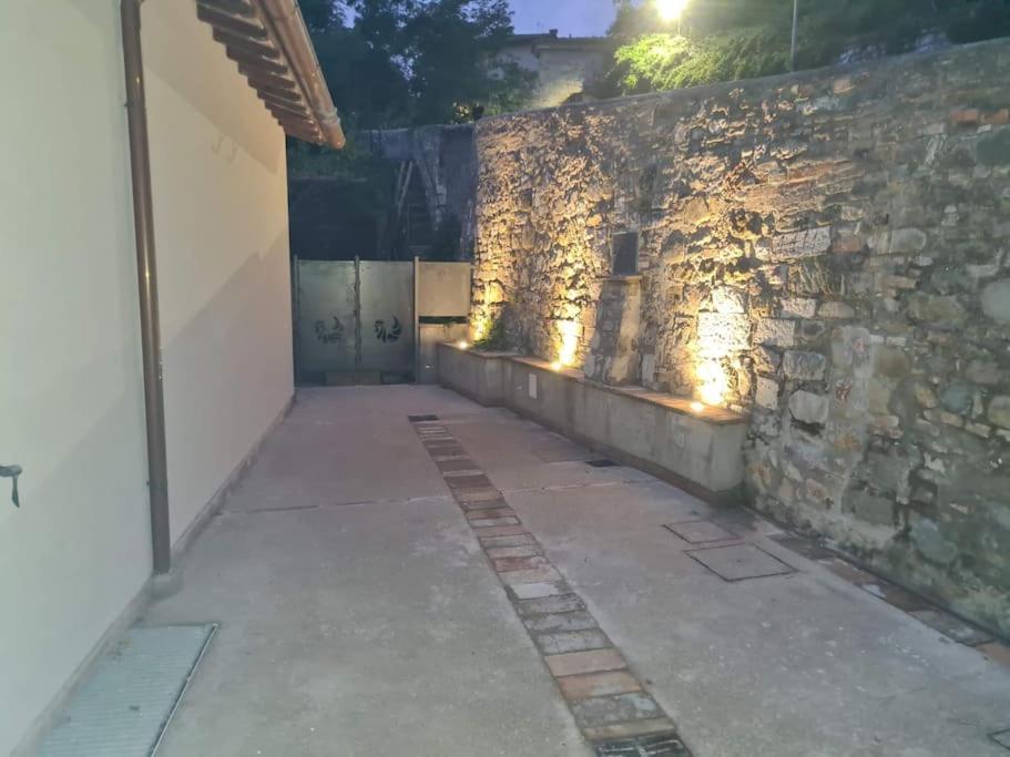 Galteri Housing 2 Appartamento Centro Storico Vicino Arco Etrusco ペルージャ エクステリア 写真
